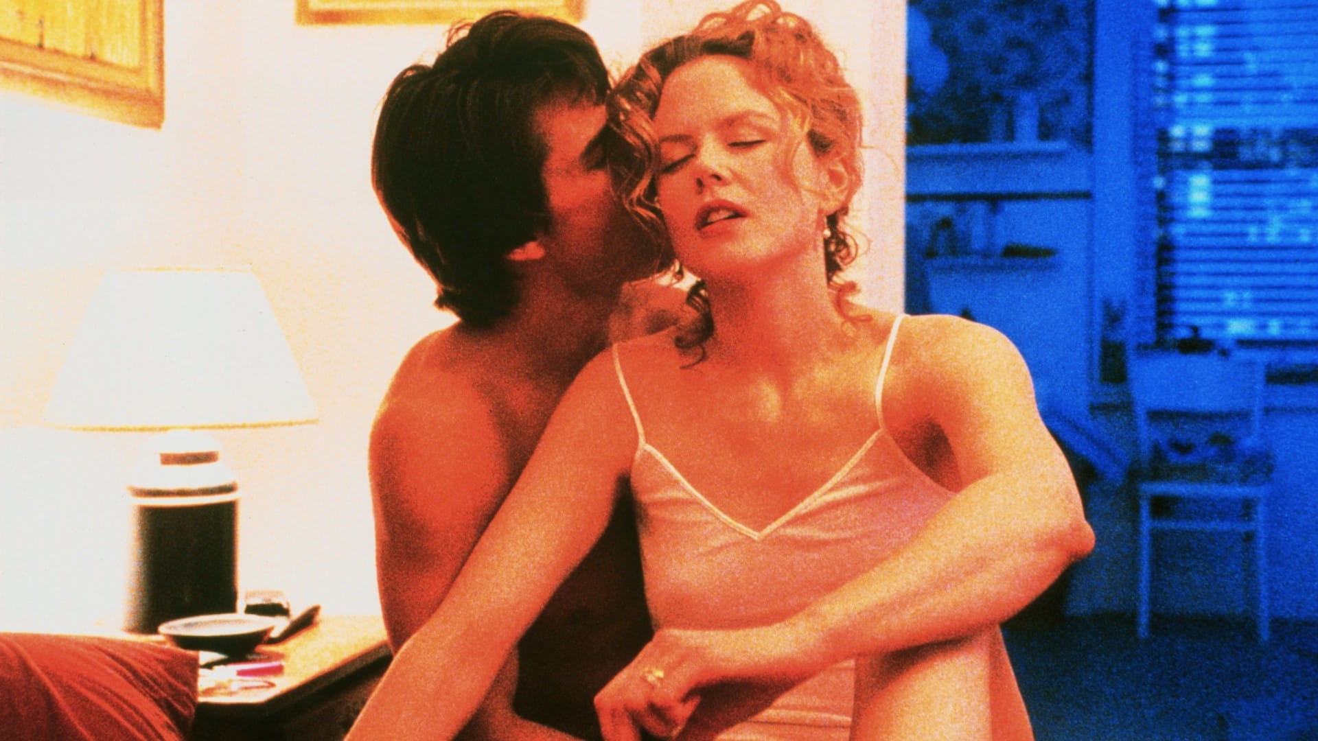 پس زمینه Eyes Wide Shut