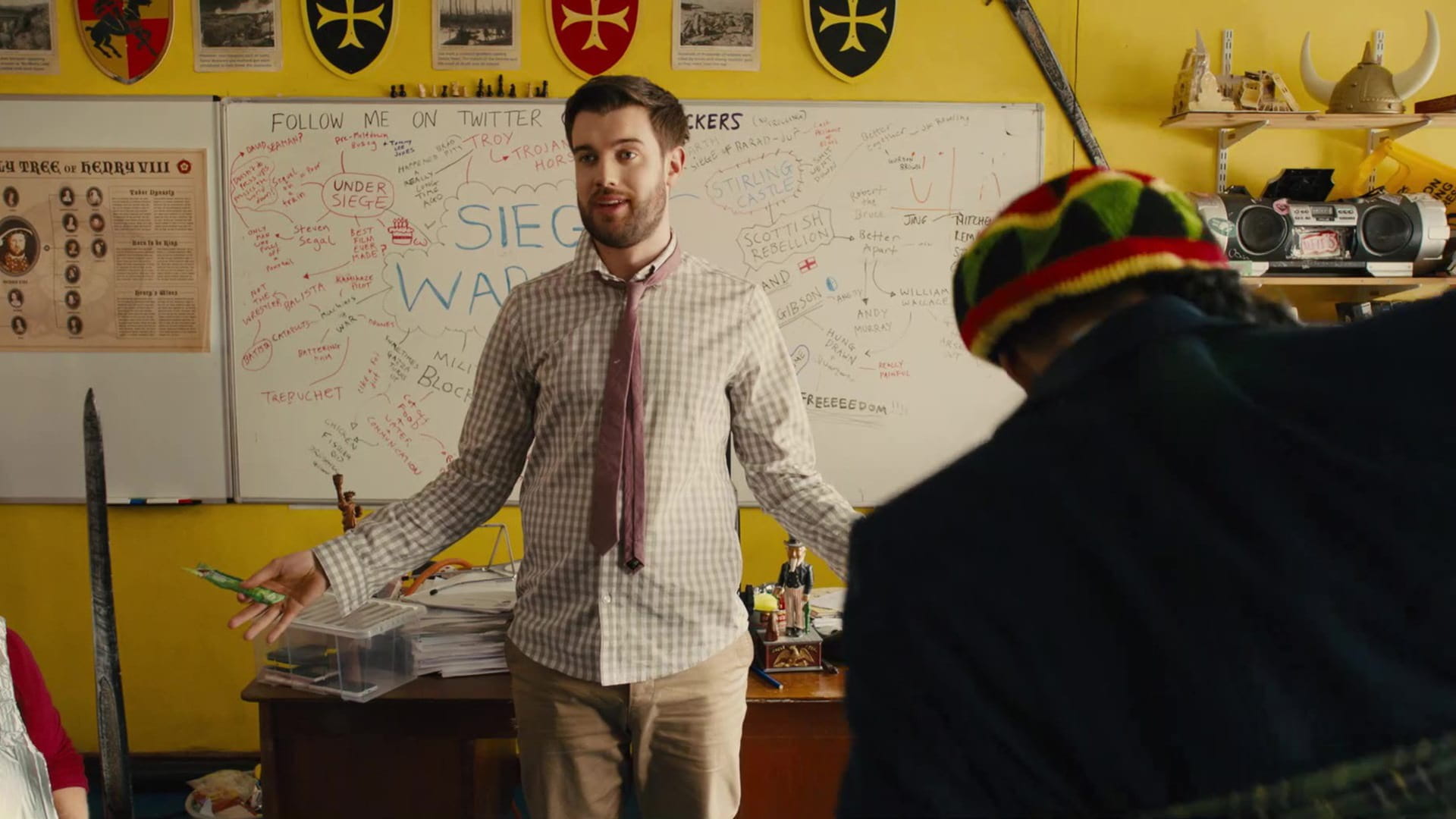 پس زمینه The Bad Education Movie