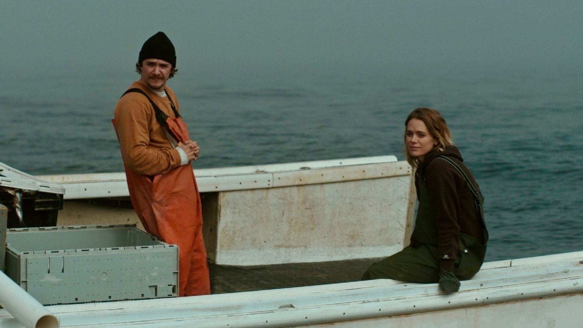 پس زمینه The Catch