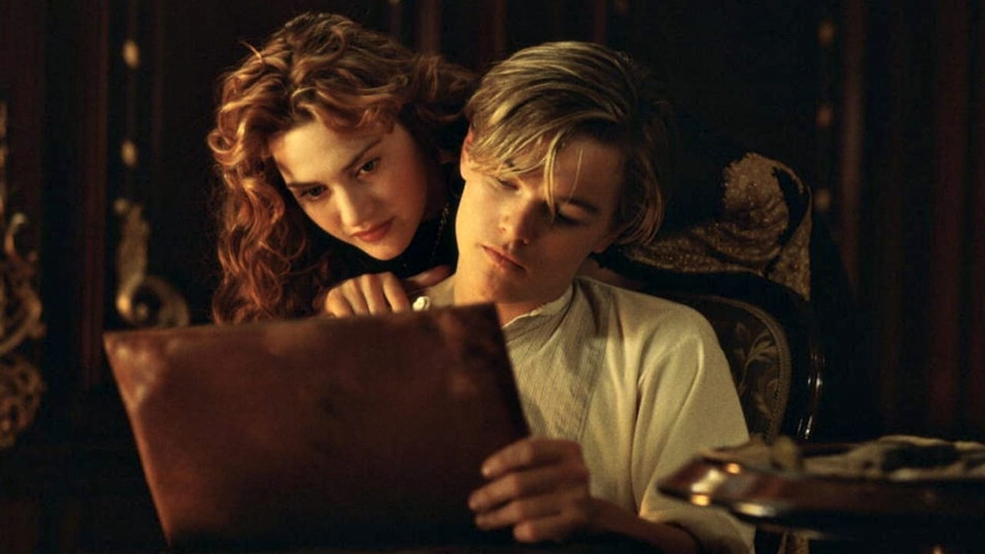 پس زمینه Titanic