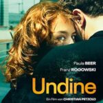 پس زمینه Undine